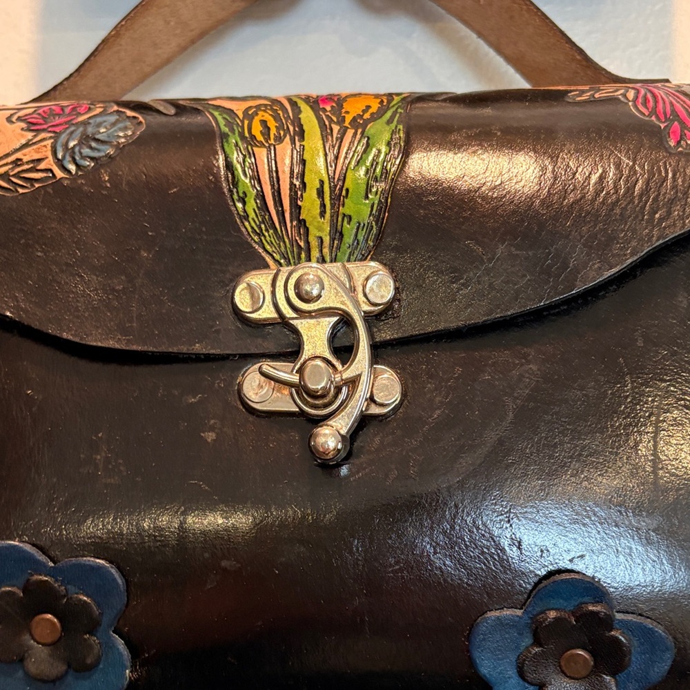 Handmade Mexican Leather bag with matching wallet - Picture 2 of 6